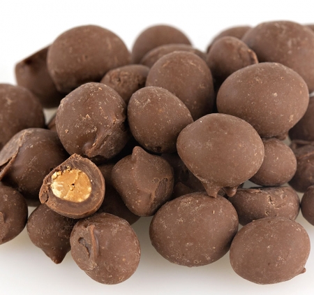 Milk Chocolate Double Dip Peanuts